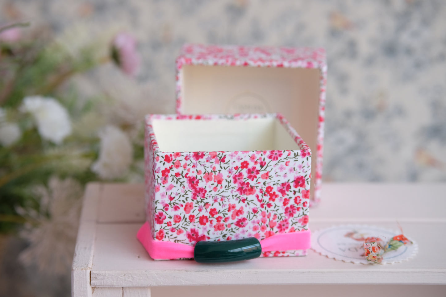 Mini joyeros de viaje entelados con estampados de flores