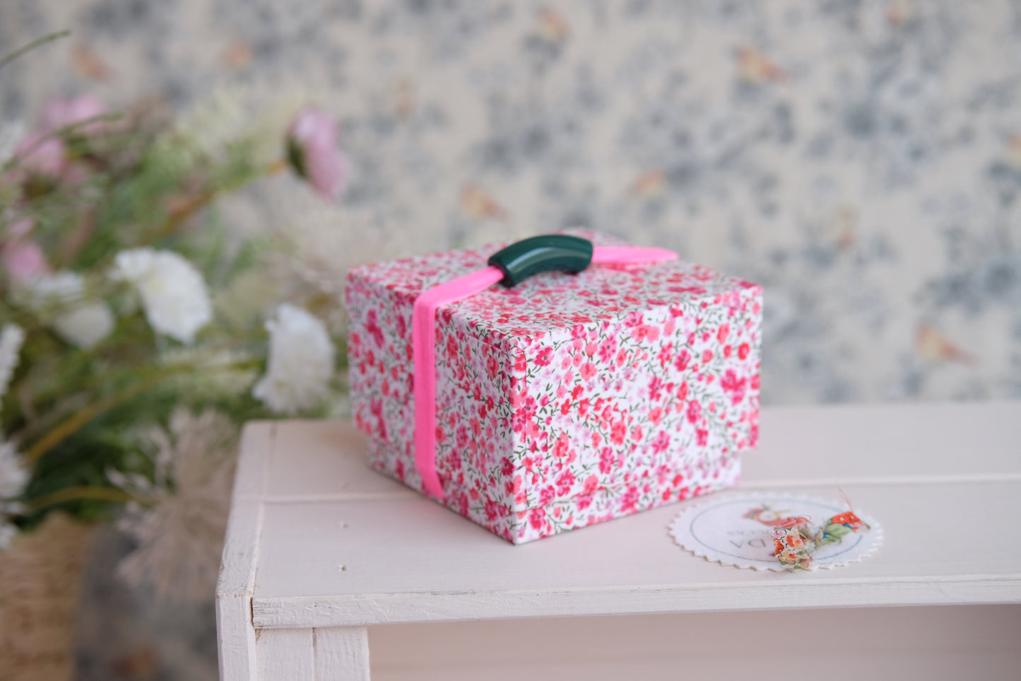 Mini joyeros de viaje entelados con estampados de flores