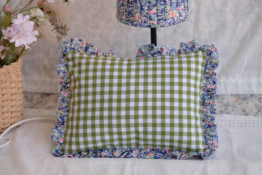 Z-Cojín con estampado de vichy y volantes de Liberty