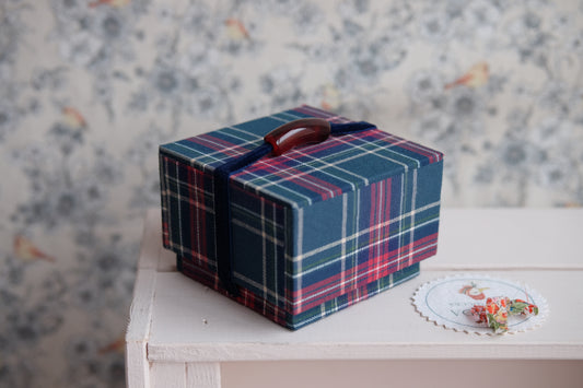 Mini joyero de viaje entelado con estampado escocés
