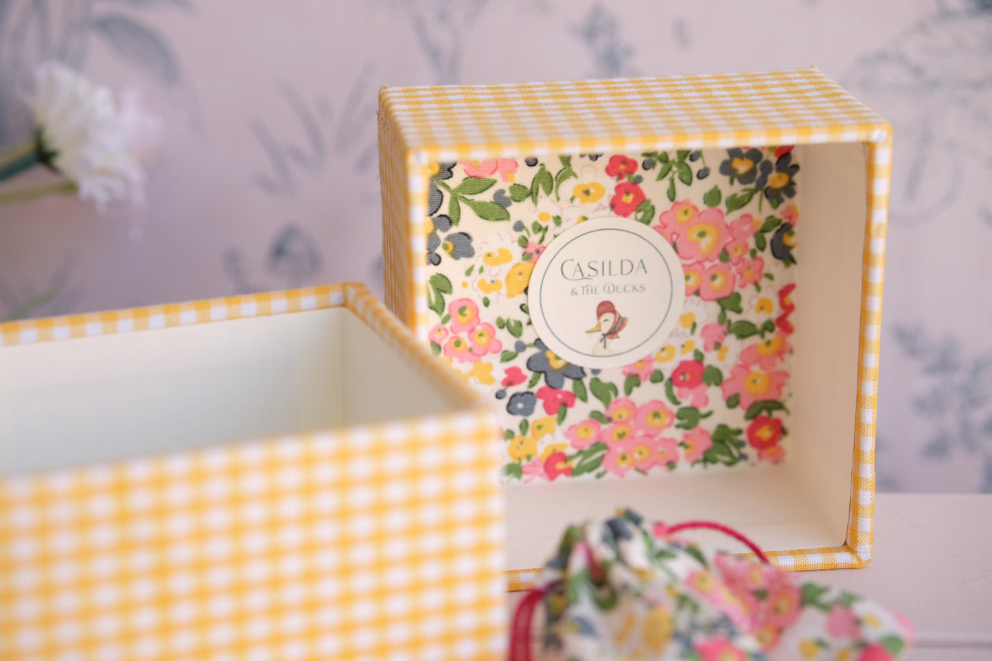 Mini joyero de viaje entelado con vichy amarillo