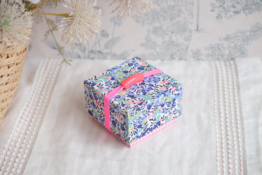Mini joyero de viaje entelado en Liberty y vichy rosa