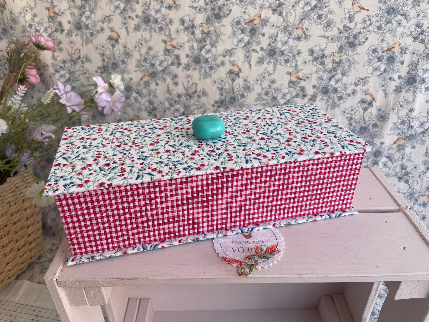 Joyero entelado de flores y vichy